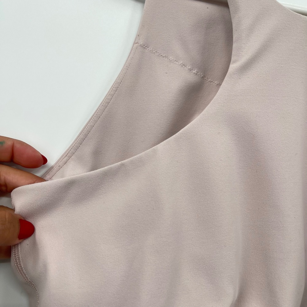 Athleta XL High‎ Neck Cross Back Tank Top Activewear Athletic Blush - Picture 8 of 9